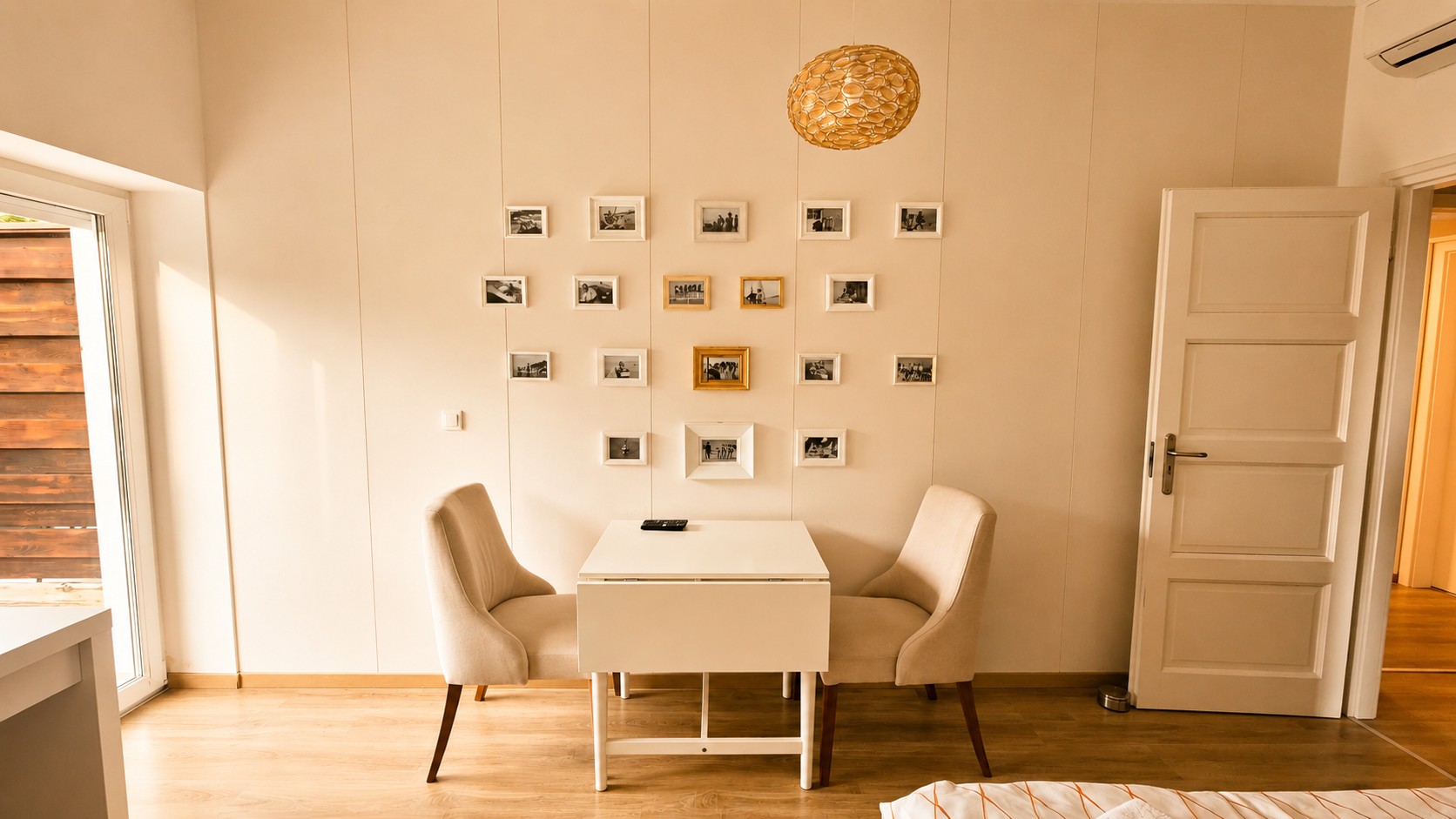 A Hilltop apartman előszoba-konyhája